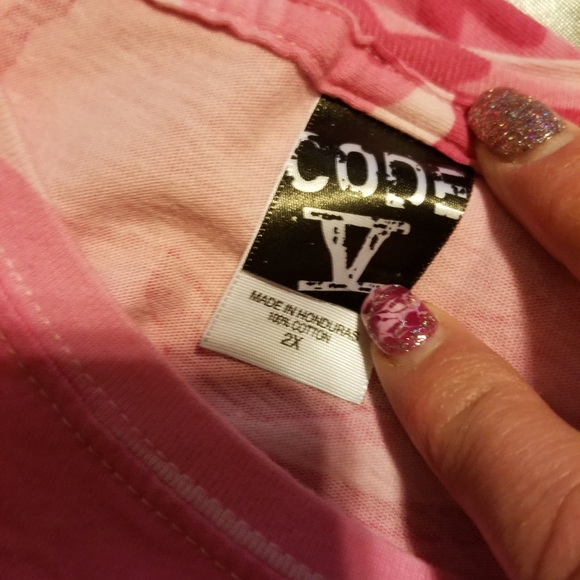 Fishin' Chix Pink Camo T Shirt - Picture 3 of 3